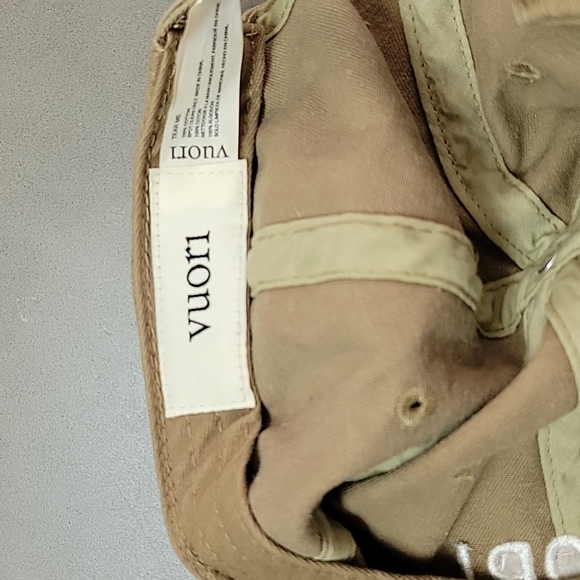Vuori Baseball Cap Tan Logo Embroidered - Picture 5 of 8